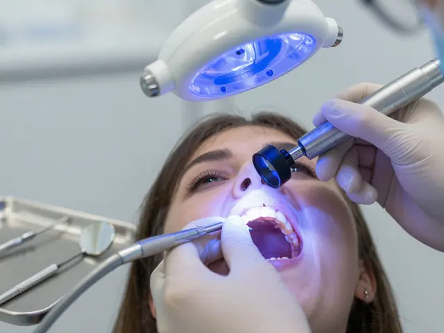 Prasklá zubní sklovina: jak ji správně diagnostikovat a nechat ji léčit?